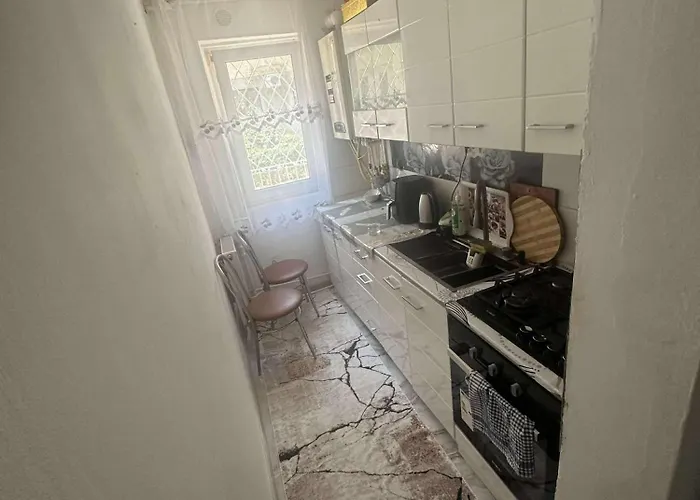 Iuzeir Elvinas Apartamento