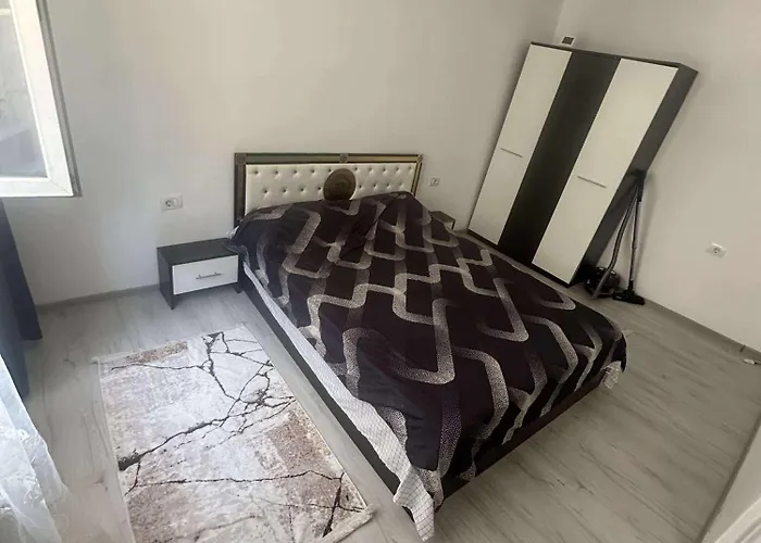Iuzeir Elvinas Apartamento